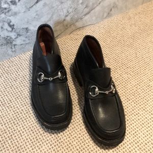 HOLIDAY SALE! Gucci Loafers (EUC)
